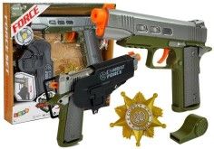 Set de joaca pentru copii, pistol cu toc, insigna si fluier de armata, LeanToys, 7869